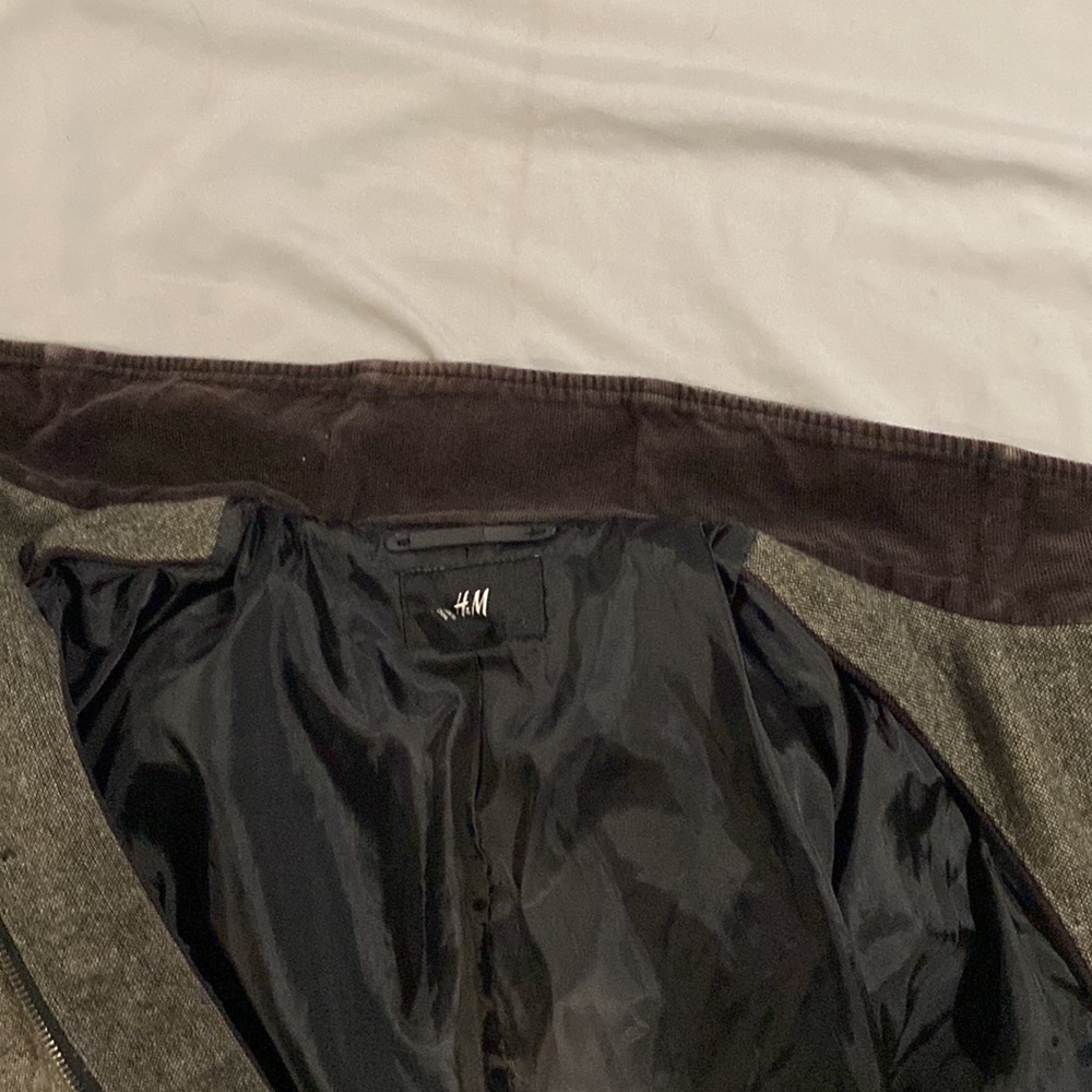 Jacket - Picture 3 of 4